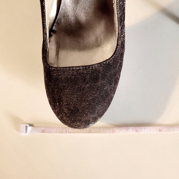 Charlotte Russe Platform Heels - Picture 7 of 15